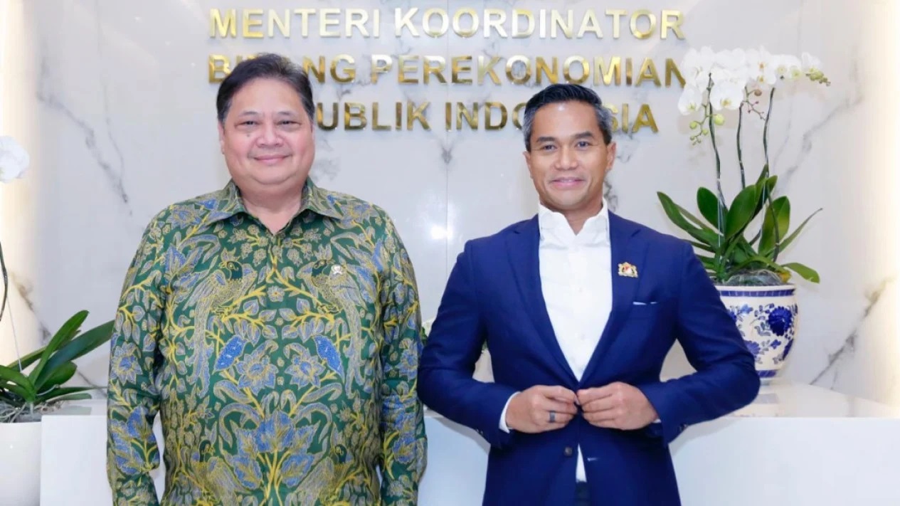 Airlangga Hartarto dan Anindya Bakrie