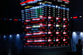 IHSG Ditutup Menguat Tipis ke Level 8.235,49