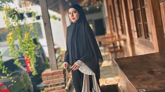 Ratu Rizky Nabila Dihujat Netizen